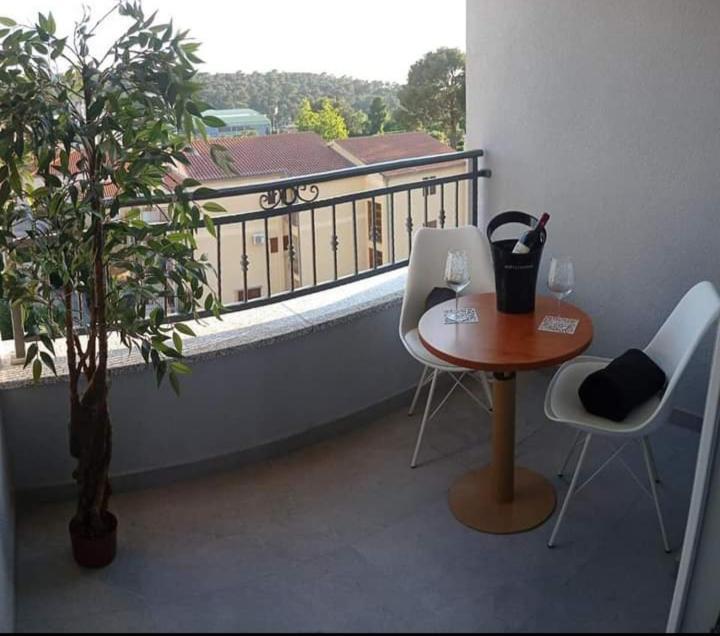 Appartamento Apartman Paula Makarska Esterno foto